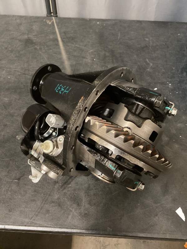 Photo 1 of FGR 41:11 Rear Differential Assy 3.727 Gear Ratio Replacement for 2003-2009 Toyota 4Runner, 2007 FJ Cruiser, 4.0L, 4WD Automatic Transmission
