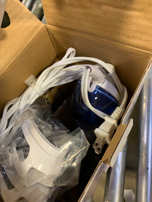 Photo 1 of Conair Handheld Garment Steamer