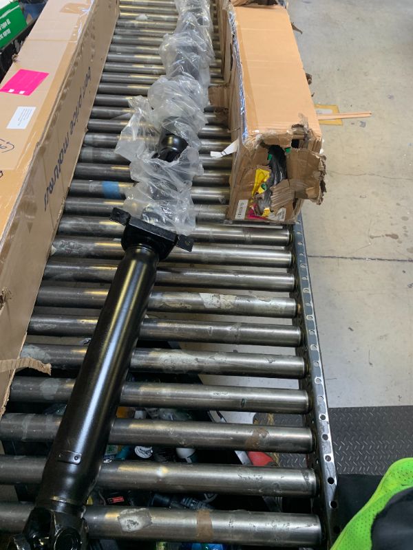 Photo 1 of labwork Rear Driveshaft Prop Shaft Assembly Replacement for Nissan Titan 2008-2015 5.6L RWD