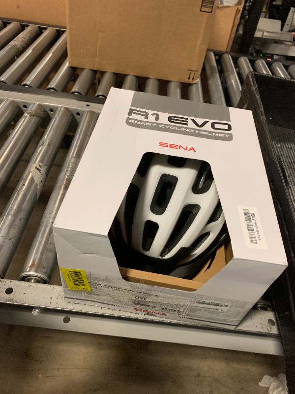 Photo 1 of Sena R1 EVO Smart Helmet (Matte White, Large)