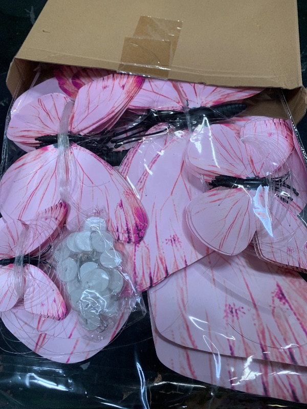 Photo 1 of Lyrow 24 Pcs Large Butterfly Party Decorations 5 Sizes Plastic Butterfly Hanging Decors 3D Waterproof Giant Cutout Outdoor Birthday Baby Shower Wedding Party Decor for Yard Garden Ceiling Wall(Pink)