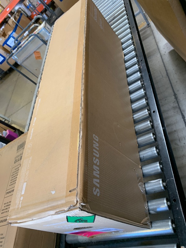 Photo 1 of Samsung Q990F 11.1.4ch Q Series Subwoofer + Rear Speaker, Wireless Dolby Atmos, Q-Symphony, Game Mode Pro, Adaptive Sound (HW-Q990F, 2025)
Wireless Dolby Atmos, Game Mode Pro, Adaptive Sound HW-Q990F