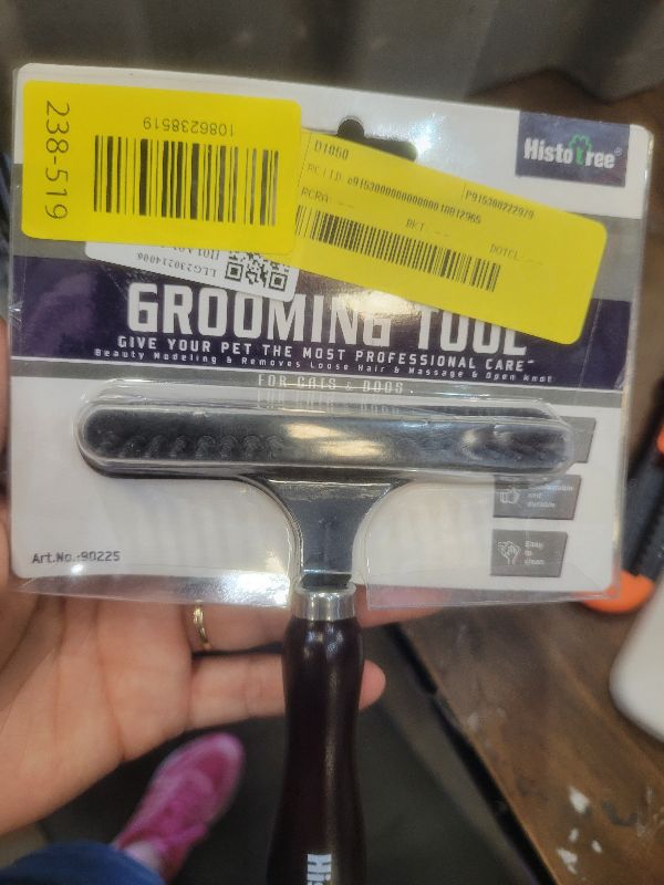 Photo 1 of Carpet Restoration Rake - 1 PC Hand Held Carpet Rake Carpet Groomer Rake Shag Rug Rake Cleaner Hair Suitable for Rug and Carpet Making Carpets Fluffy