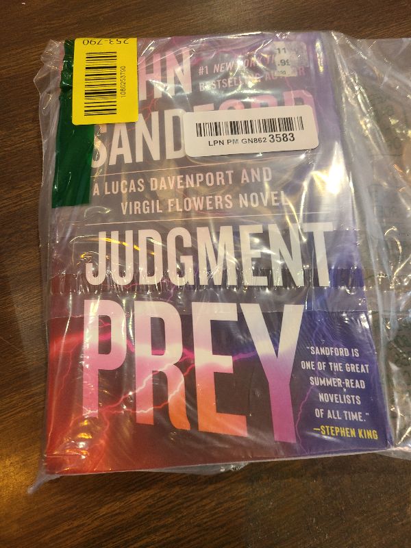 Photo 1 of  Judgment Prey (A Prey Novel Book) 