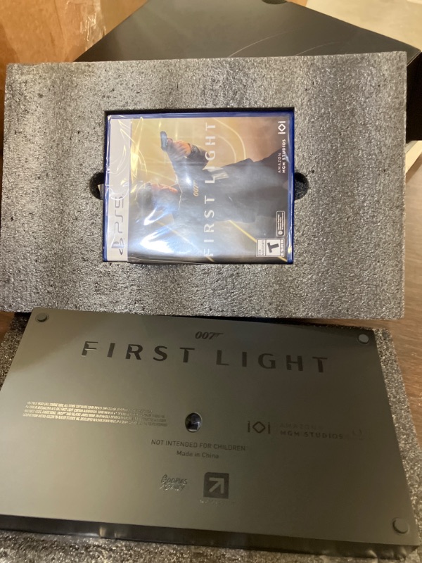 Photo 1 of 007 First Light - Legacy Edition - PlayStation 5