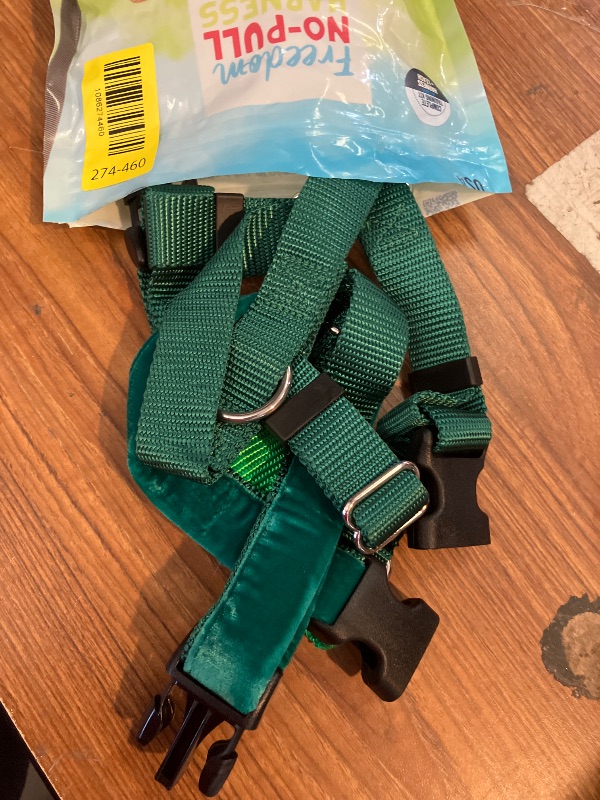 Photo 1 of 2 Hounds Design Freedom No Pull Dog Harness, Adjustable Harness and Leash Set, Easy Walking & Comfortable Control, Fits Small, Medium & Large Dogs, Solid Colors, Made in USA, 1" LG, Kelly Green