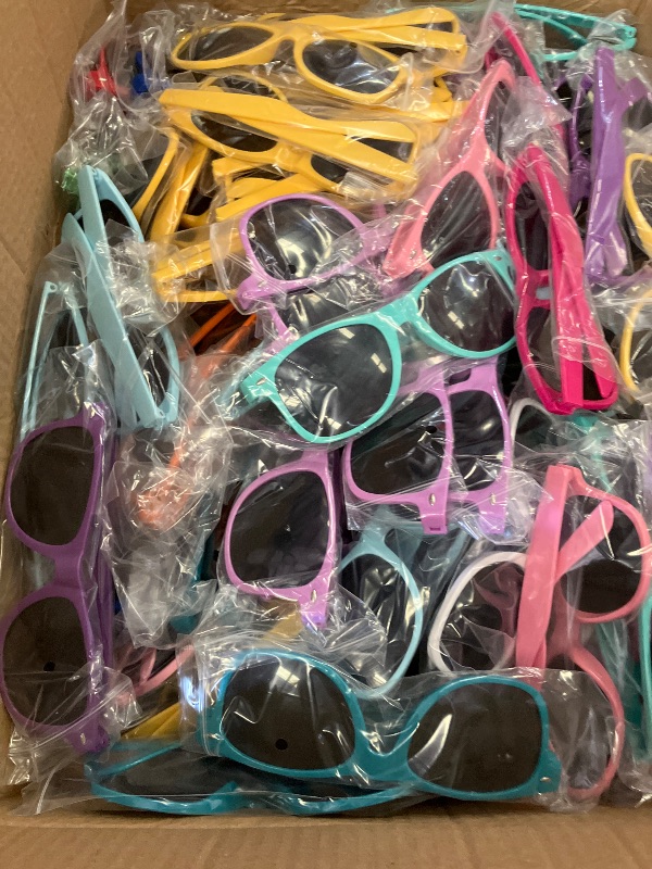 Photo 1 of 120 Pack 20 Color Neon Sunglasses Party Favors Bulk,80’s Retro Style Perfect Colorful Novelty Sun glasses Set for Birthday Party Supplies,Beach,Pool Party Favors,Goody Bag Favors for Kids Adults