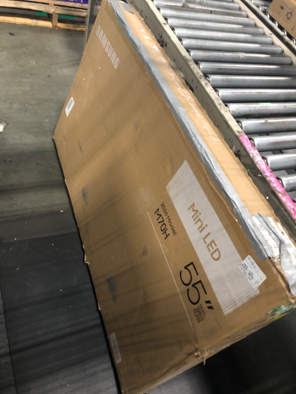 Photo 1 of ***major damage to screen & bent frame*** Samsung 55-Inch Class Mini LED M70H Series Samsung Vision AI Companion Smart TV (2026 Model, 55M70H) Processor 4K, Pure Spectrum Color, Motion Xcelerator + DLG 120Hz