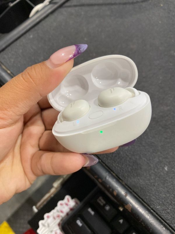 Photo 1 of 1MORE White Noise Cancelling Sleep Earbuds