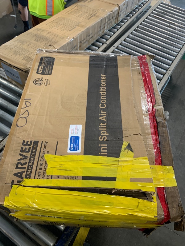 Photo 1 of ** MISSING PARTS / ONE ONE PCS *** GarveeLife 18000 BTU Mini Split AC/Heating System, 19 SEER2 Ductless Inverter Split Air Conditioner Unit with Heat Pump, 5 Modes, Wifi&Remote Control, 208-230V, Cools & Heats Up to 1,250 Sq.ft, White
