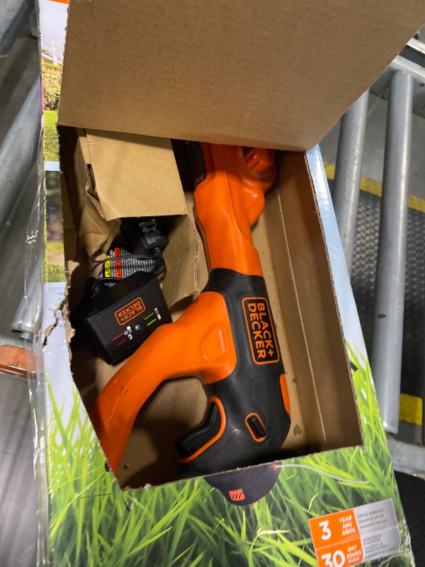 View 3 of [MISSING PARTS] Black+Decker 40V MAX 13 Inch String Trimmer and Lawn Edger with Battery and Charger, Cordless Weed Eater with Charge Indicator, High Torque PowerDrive Technology (LST140C)