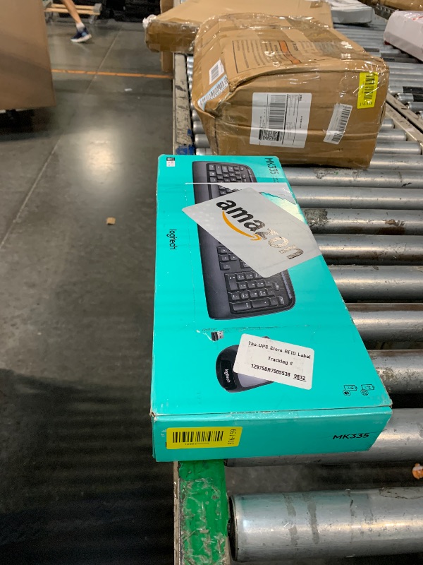 Photo 1 of ***Missing Usb*** Logitech MK335 Quiet Wireless Keyboard and Mouse Combo - Black/Silver Keyboard and Mouse Combo Wireless, Ambidextrous