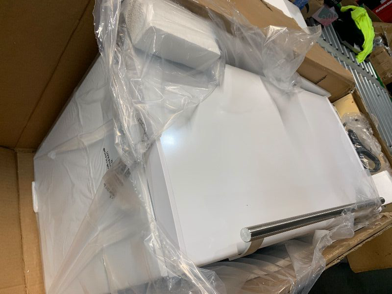 Photo 1 of ***For Parts Only*** EdgeStar IB250WH 15 Inch Wide 20 Lb. Built-in Ice Maker with 25 Lbs. Daily Ice Production - No Drain Required