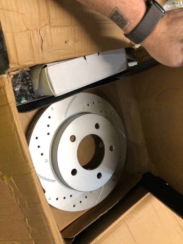 Photo 1 of ***MISSING PARTS***
MOTOREVO Front Brake Kit Compatible With 2001-2003 F-150 — For 5-Lug 4WD Models with 7700 lb. GVW Only | Heavy-Duty GEOMET Anti-Corrosion Coated, Drilled & Slotted Rotors | OE Precision Fit