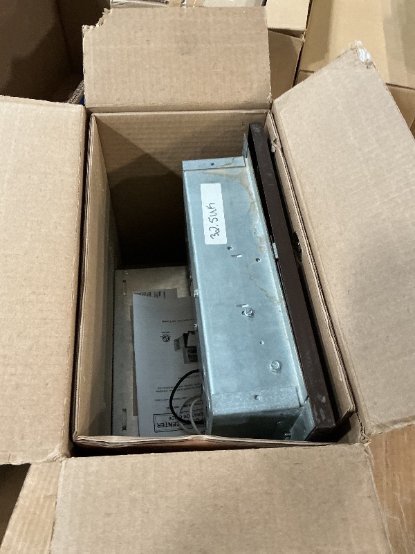 Photo 1 of *** In the wrong box***
***Stock Photo Reference Only***

Parallax Power Conponents LLC Electronic 7300 Series, Model 7355, 55AMP