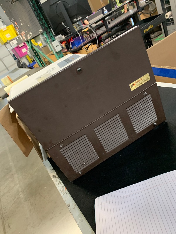 Photo 1 of *** In the wrong box***
***Stock Photo Reference Only***

Parallax Power Conponents LLC Electronic 7300 Series, Model 7355, 55AMP