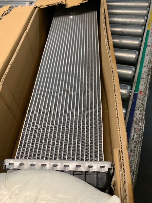 Photo 1 of ***DAMAGED - SEE NOTES/PICTURES*** Seaforie FO3012107 Turbo Intercooler Compatible with Ford Fusion SE SEL Sedan 1.5L 2014-2020 HG9Z8005B DS7Z6K775A