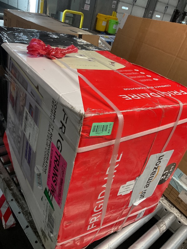 Photo 1 of ***FACTORY SEALED***Frigidaire EFR840-Cream EFR840 Retro Mini Fridge with Freezer & Side Bottle Opener-Small 2 Door Refrigerator for Office Bar or College Dorm Room-3.1 Cu Ft (Cream)