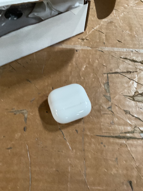 View 1 of ******DOSENT PAIR TO PHONE *****
Apple AirPods 4 with Active Noise Cancellation (Renewed)