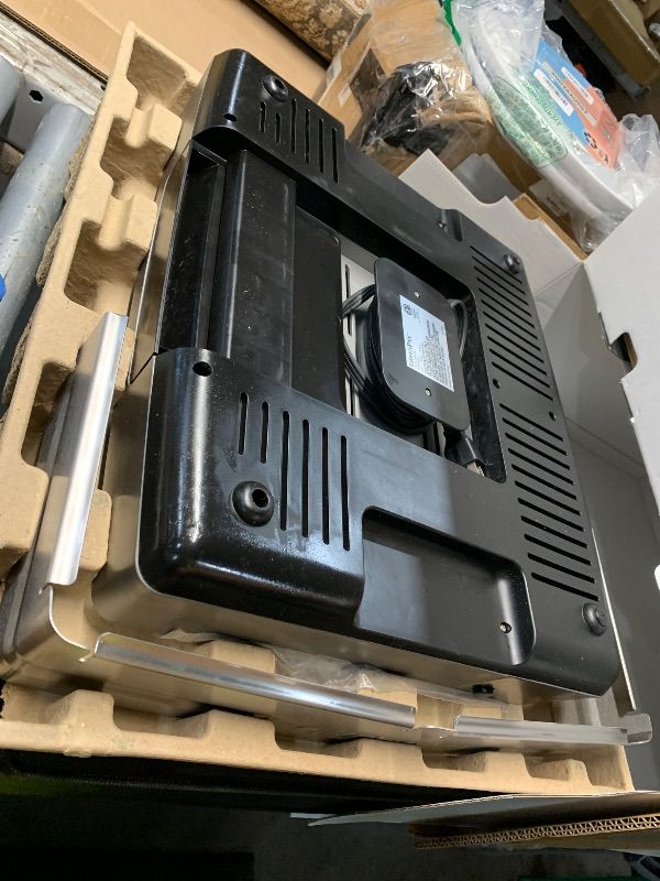 View 4 of ***FACTORY SEALED *** GreenPan Elite XL Smoke-less Grill and Griddle, Healthy Ceramic Nonstick Interchangeable/Removeable Cast Aluminum Plates, Indoor BBQ Sear Sizzle, LCD Display, Splash Guard, Drip Tray, PFAS-Free, Black
