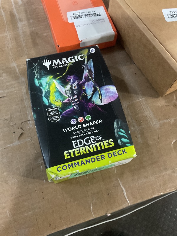 View 2 of ***FACTORY SEALED***Magic: The Gathering Edge of Eternities Commander Deck - World Shaper