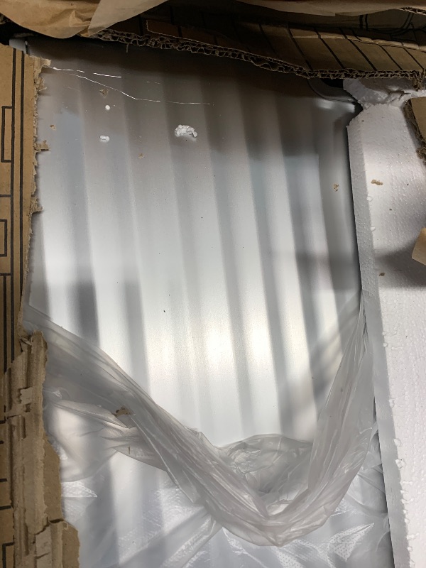 View 3 of ***DAMAGED***ROAMING 20" Hardshell Carry-On Luggage