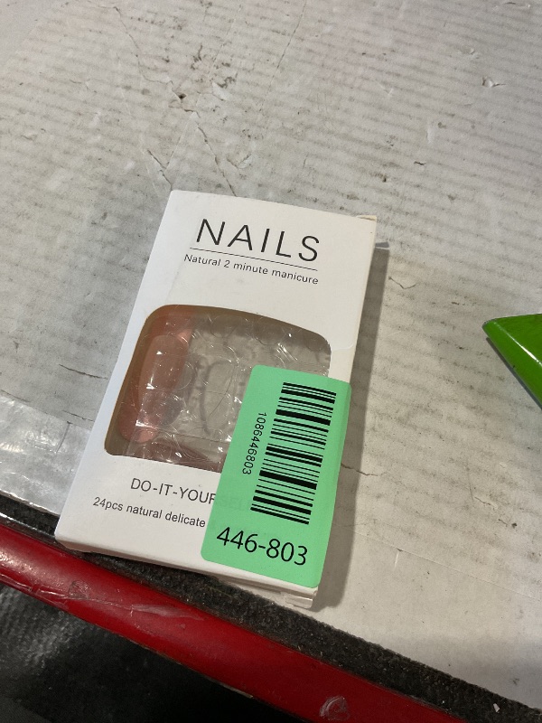 View 4 of ***MISSING PARTS***
YOSOMK Almond Press On Nails - Medium Glossy Nude