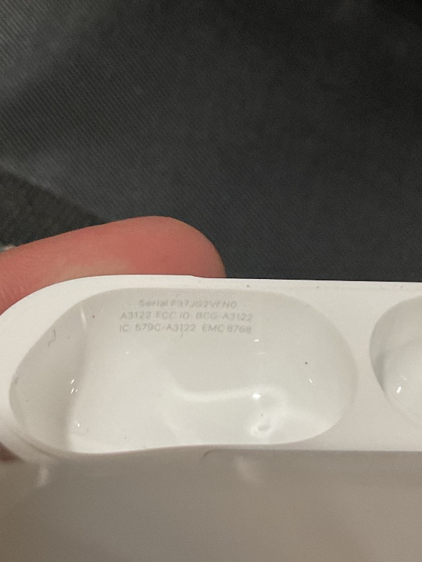 View 4 of ***MISSING PARTS***OUT OF ORIGINAL PACKAGING***
Apple AirPods Pro 3 Wireless Earbuds