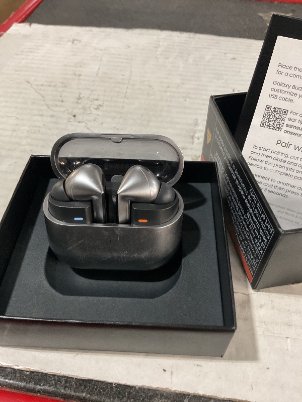 View 5 of ***MINOR DAMAGE**HEAVILY USED***
Samsung Galaxy Buds3 Pro True Wireless Earbuds
