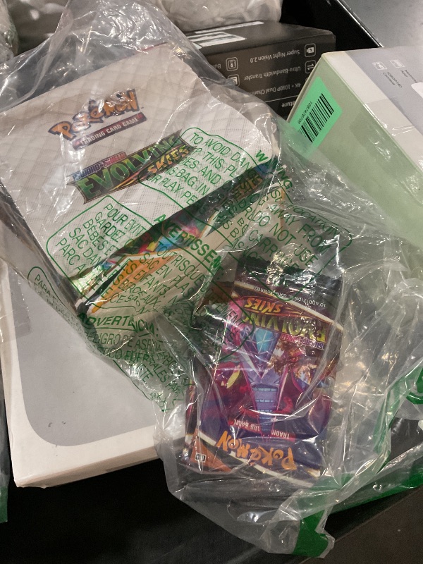 View 3 of **BOX OPENED - PACKS SEALED**Pokemon Sword & Shield Evolving Skies Booster Pack