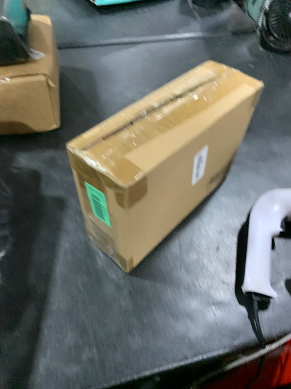 Photo 1 of CLOUDY BAY 8W Dimmable LED Track Light Head,CRI90+ Day Light 5000K,Adjustable Tilt Angle Track Lighting Fixture,40° Angle for Accent Retail,White Finish,Halo Type- 3 Pack