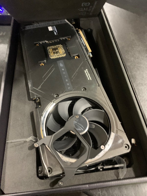Photo 1 of ASUS ROG Astral GeForce RTX 5090 32GB GDDR7 OC Graphics Card