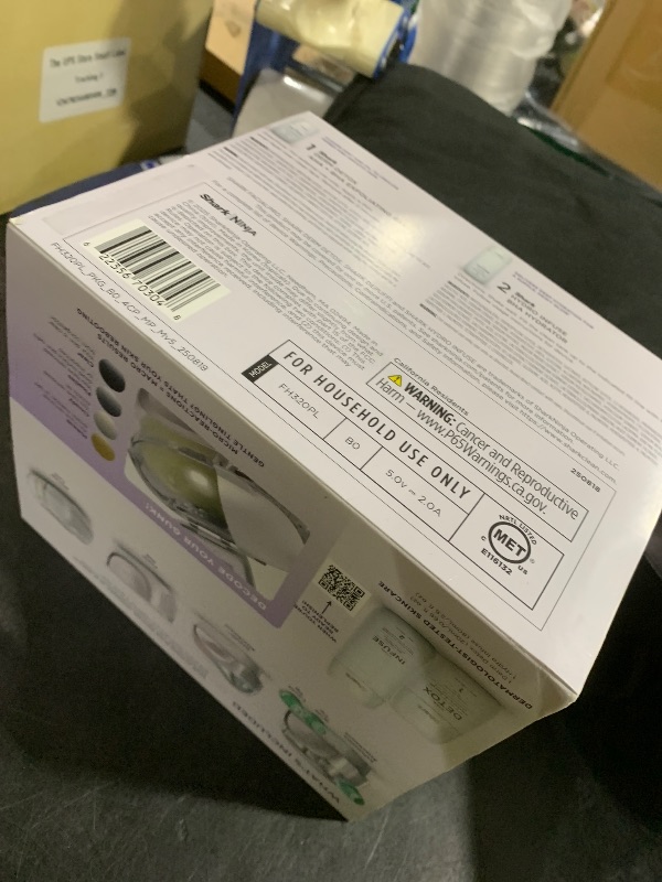 Photo 1 of Shark FacialPro Glow + DePuffi 2-in-1 Facial & Contrast Therapy, FH320PL
