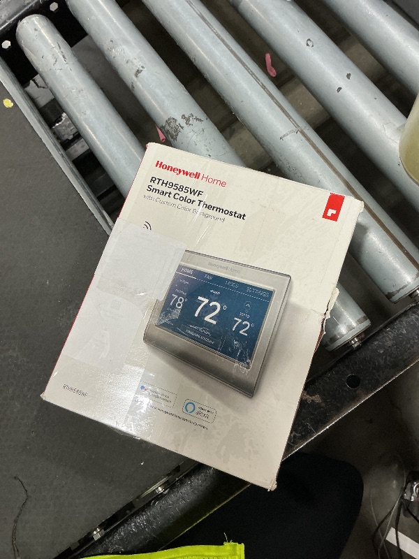 Photo 1 of Honeywell Home Wi-Fi Smart Color Thermostat