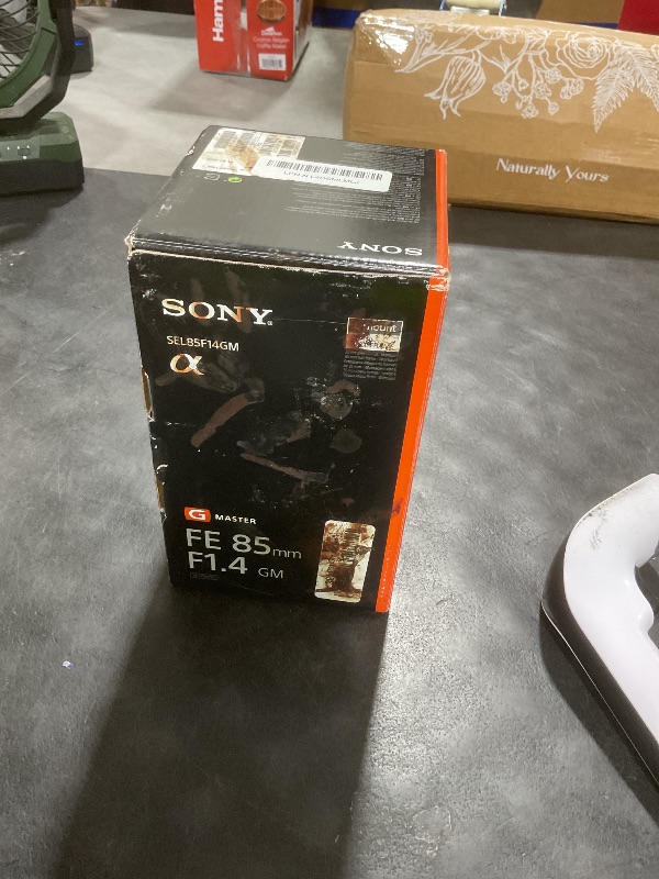 Photo 1 of Sony FE 85mm f/1.4 GM Camera Lens
