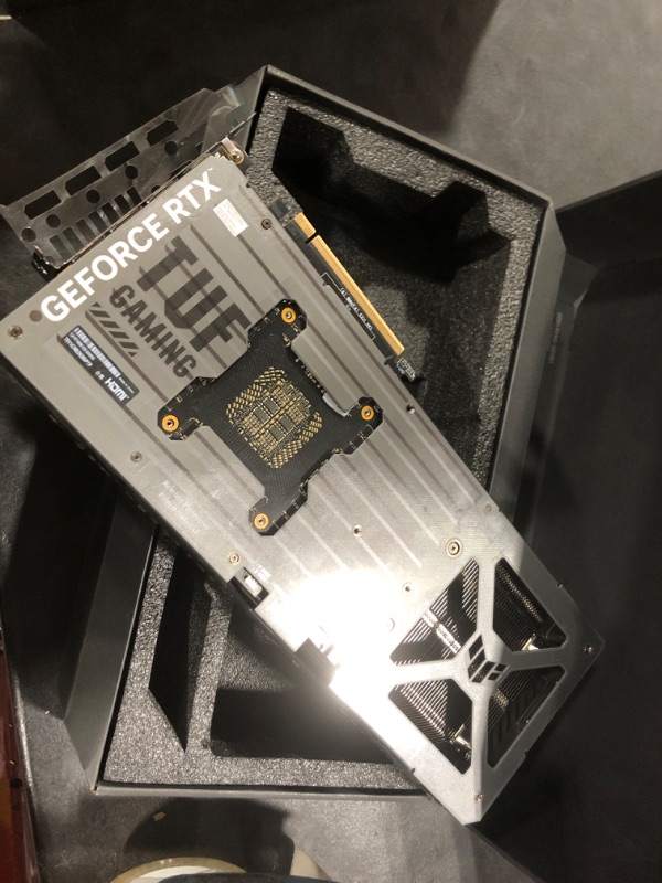 Photo 1 of ASUS TUF Gaming GeForce RTX 5090 Graphics Card