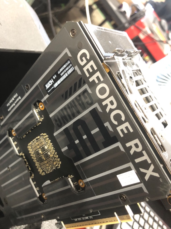 Photo 1 of ASUS TUF Gaming GeForce RTX 5090 Graphics Card
