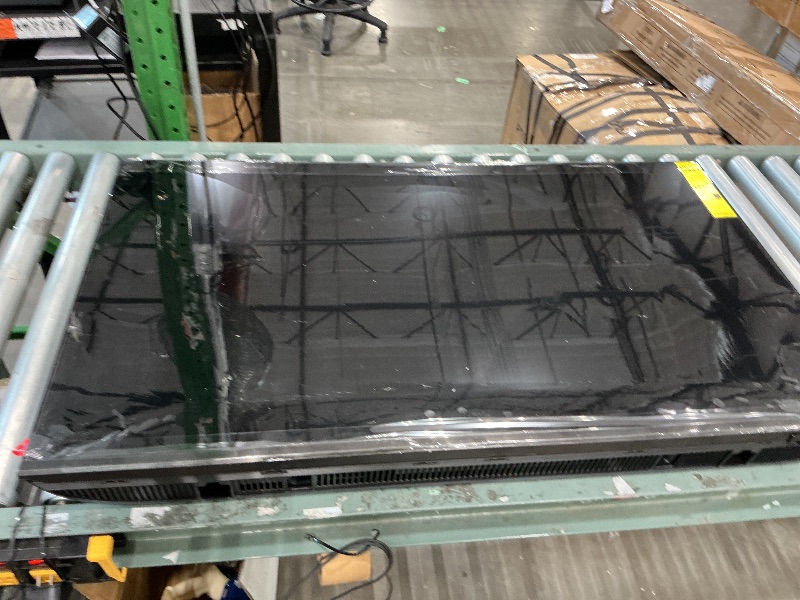 Photo 1 of *****PARTS ONLY******Samsung 43-Inch QLED 4K Mini LED Smart TV