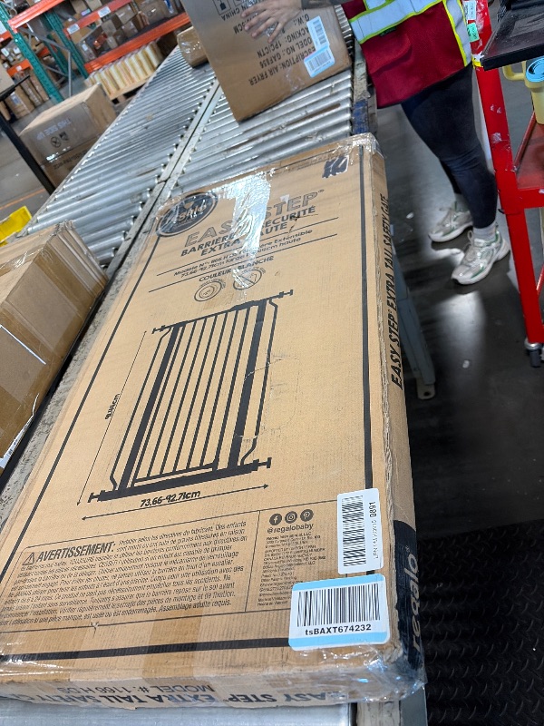 View 2 of [MISSING PARTS] Regalo Safety 36" Extra Tall Baby Gate
