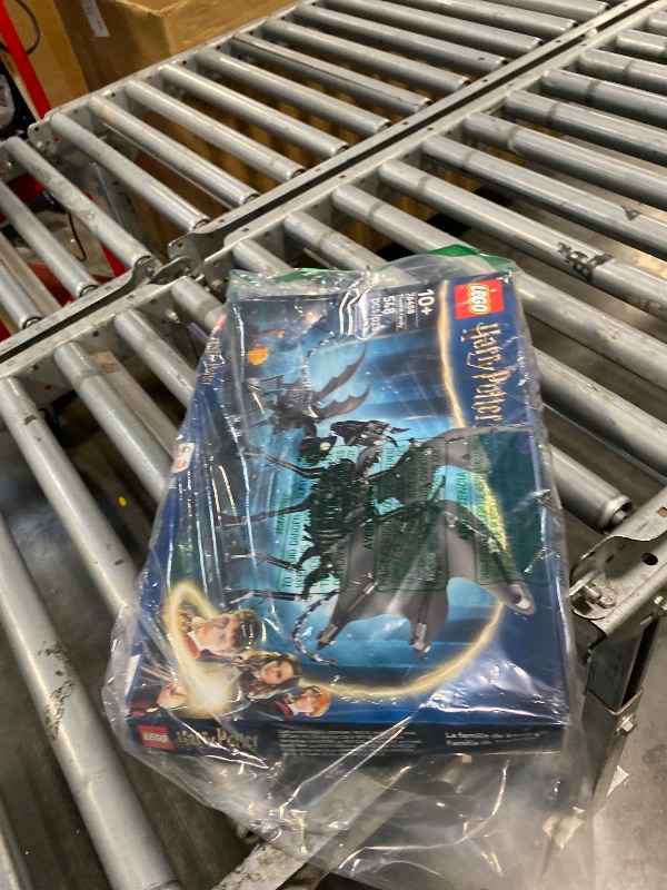 Photo 1 of **FACTORY SEAL***
LEGO Harry Potter Thestral Family Building Set (76458)