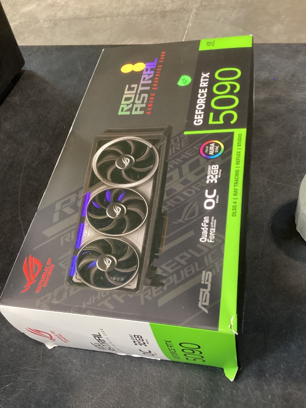Photo 1 of ASUS ROG Astral NVIDIA GeForce RTX 5090 32GB GDDR7 OC Graphics Card