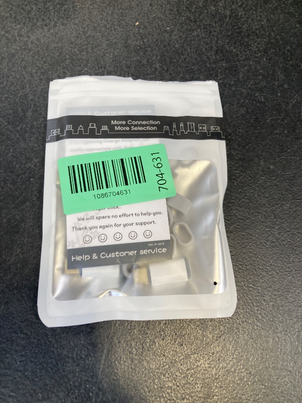 Photo 1 of UWOXX 5 Pack USB-C to Lightning Adapter - White