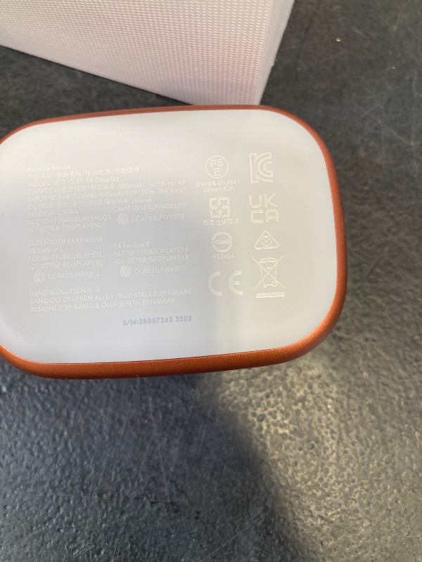 Photo 1 of Bang & Olufsen Beoplay Eleven Wireless Earbuds - Copper