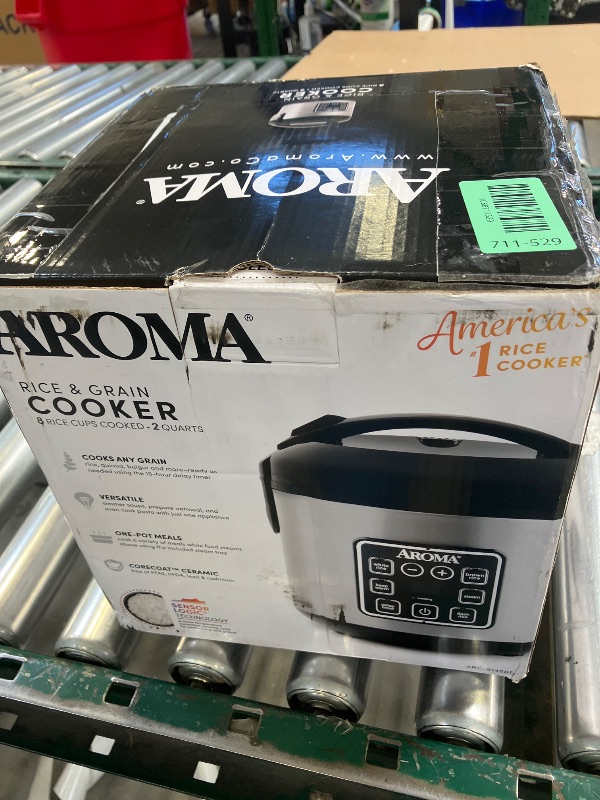 Photo 1 of Aroma 8-Cup Digital Rice Cooker & Steamer
