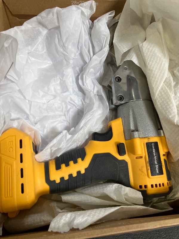 Photo 1 of Labfintom Cordless Sheet Metal Cutter (Tool Only)
