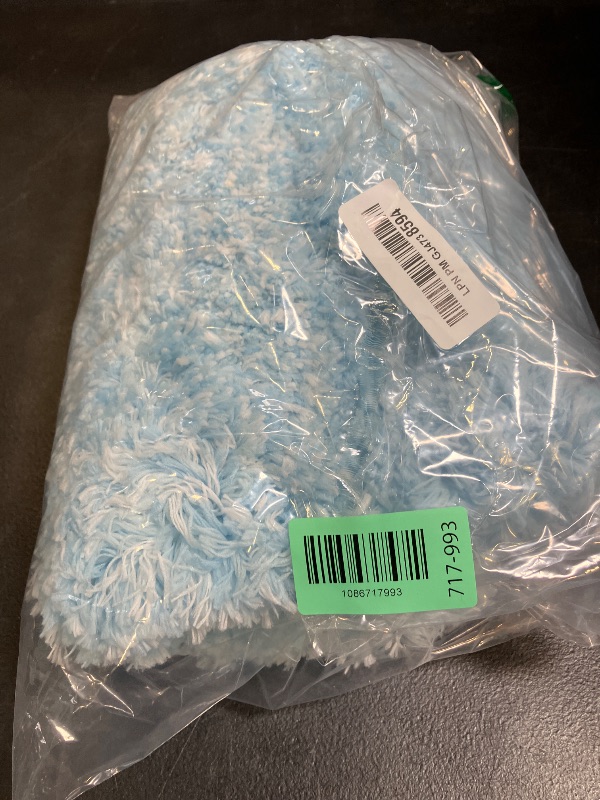 Photo 1 of OLANLY U-Shaped Toilet Rug 24x20 Sky Blue