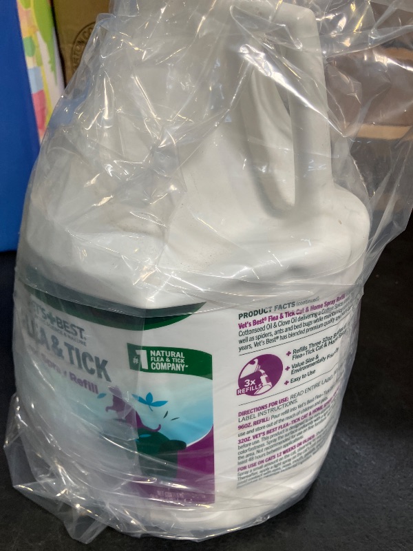 View 2 of Vet's Best Flea & Tick Home Spray for Cats, Cotton Spice, 96 oz Refill