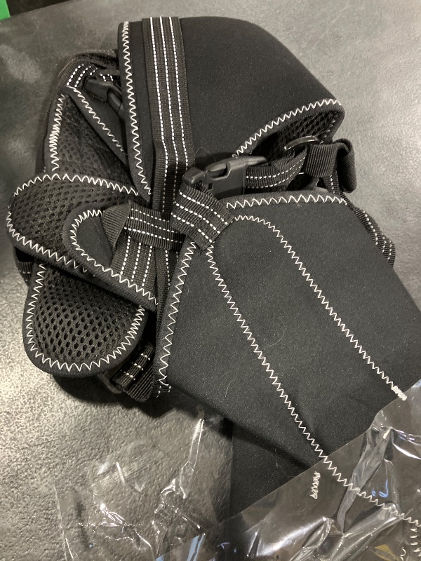 Photo 1 of ALYBIT Dog Knee Brace - Large, Black