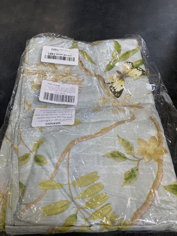 Photo 1 of HOMOHEINI Rectangle Table Cloth,100% Waterproof Tablecloth Oil Proof Spill Proof Vinyl Table Cloth, Wipe Clean Plastic Table Cover for Dining, Camping, Indoor and Outdoor 52" x 70",Leaves