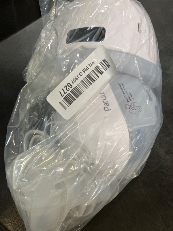Photo 1 of Paruu P10 Wearable Breast Pump - 2 Pack White